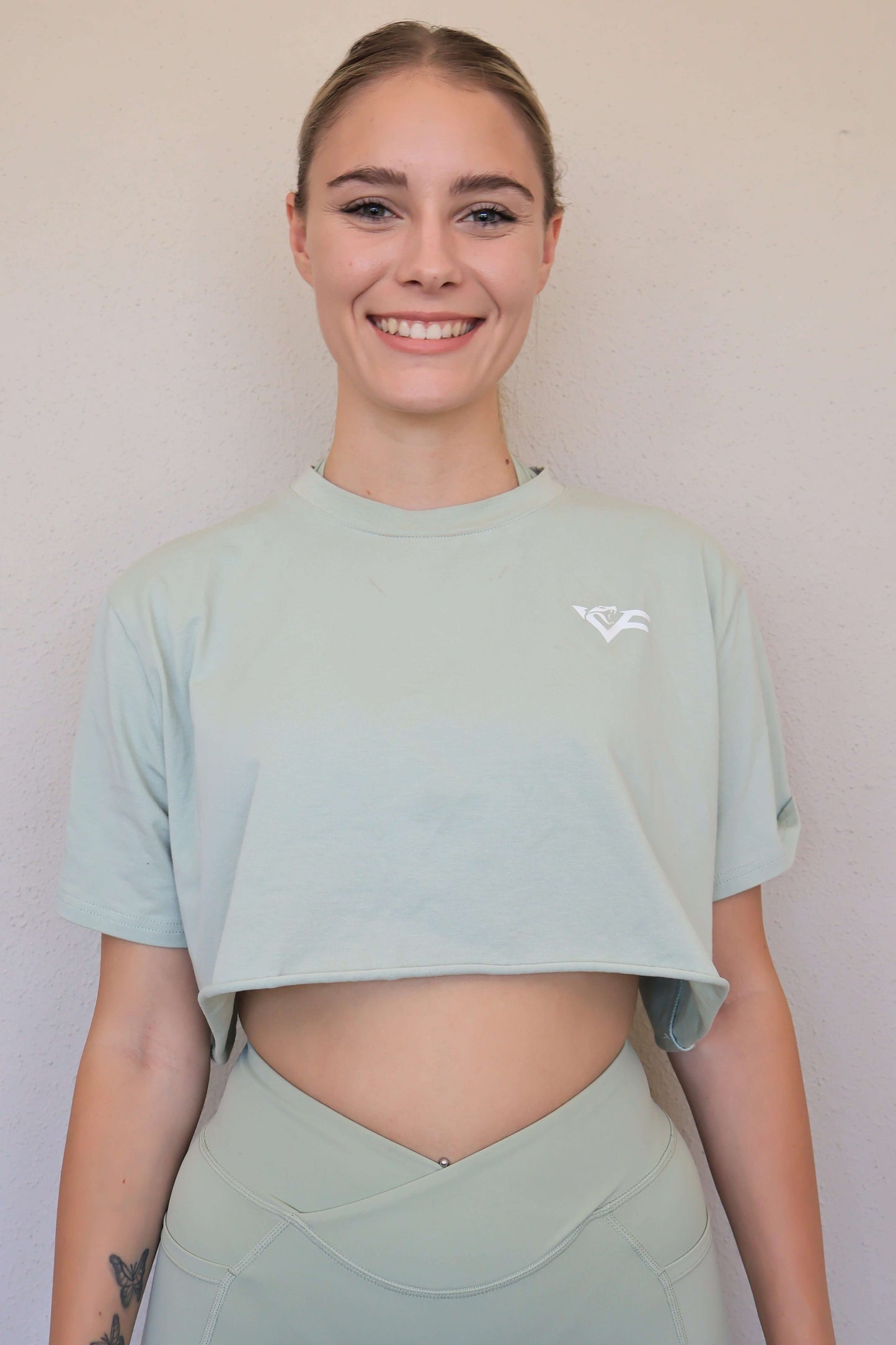 Green Crop Tee - 4